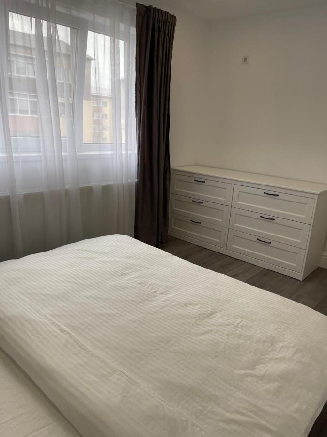 Apartament Emma Targoviste Zewnętrze zdjęcie