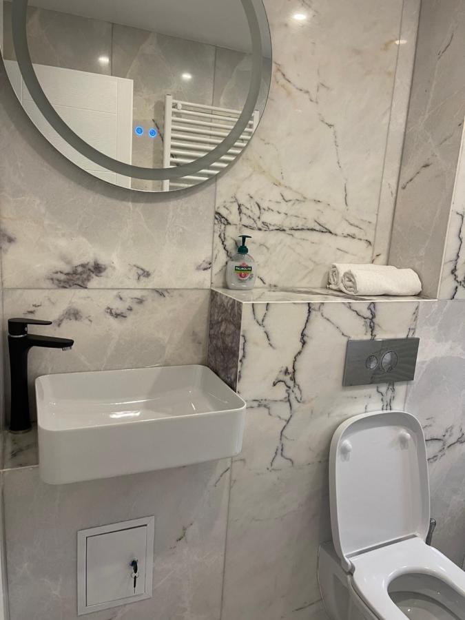 Apartament Emma Targoviste Zewnętrze zdjęcie